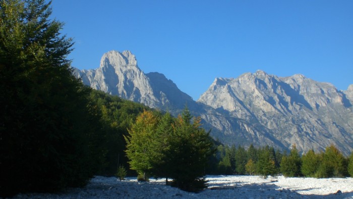 Die albanischen Alpen, Valbona